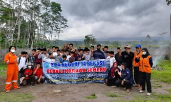 Penyaluran Sumbangan Semeru